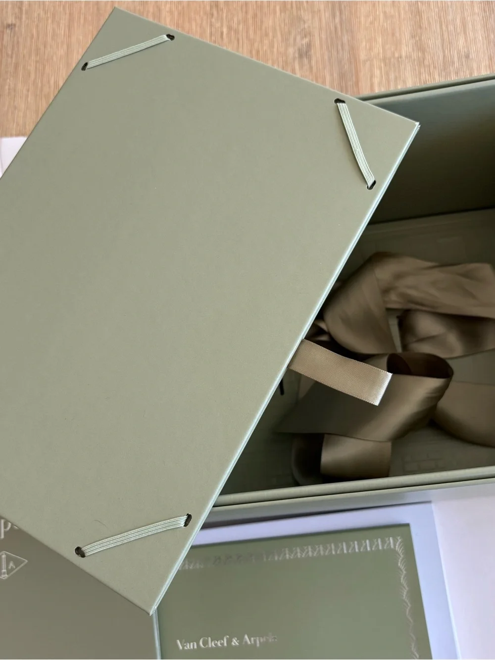 Van Cleef & Arpels Large Slide Out Gift Box and Folio
